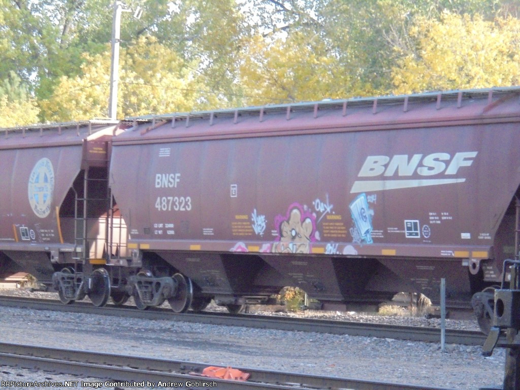 BNSF 487323